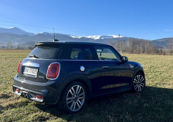 MINI Cooper S cena 83000 przebieg: 56000, rok produkcji 2017 z Wrocław małe 466